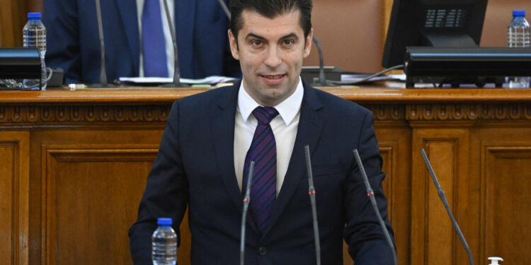 “Po bën lojë të dyfishtë”, kryeministri bullgar shuan shpresat e Maqedonisë së Veriut dhe Shqipërisë