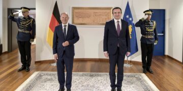 “Lidhjet e ngushta Serbi-Rusi”, Kurti: Prania e NATO-s në Kosovë është e domosdoshme