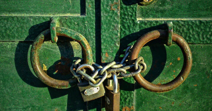 Investitorët e mëdhenj ikin nga Shqipëria, vijnë të vegjlit! Mbyllen 44 kompani me më shumë se 50 punonjës