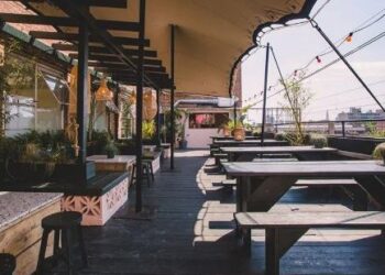 Numri i bareve dhe restoranteve ra me 5.2%/Shoqata: Mbylljet do vazhdojnë edhe në 2022