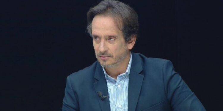 Përtej politikës, si mund të ishin të Majtët dhe të Djathtët në Shqipëri