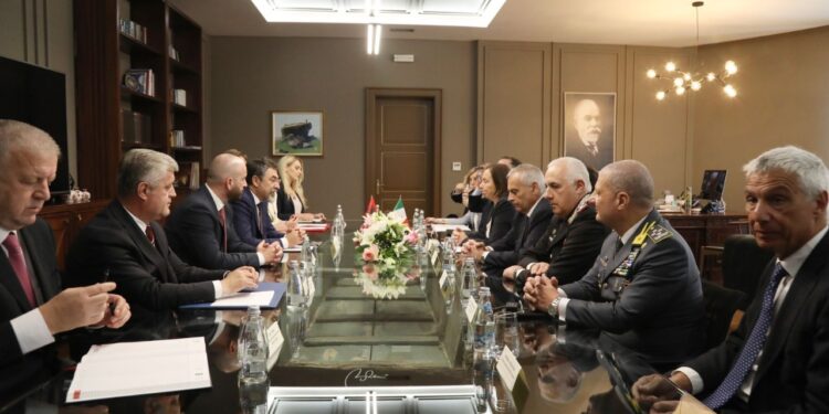 Çuçi pret homologen italiane: 25 vite më parë krijonim pasiguri, sot punojmë së bashku për të goditur krimin