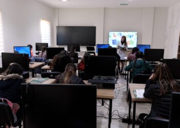 288 fëmijë mësojnë falas gjuhën e huaj, “Fundjavë Ndryshe” nuk ndalet në misionin fisnik