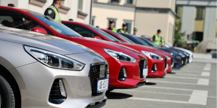 Balluku e Çuçi prezantojnë makinat inteligjente që i shtohen flotës së Policisë së Shtetit