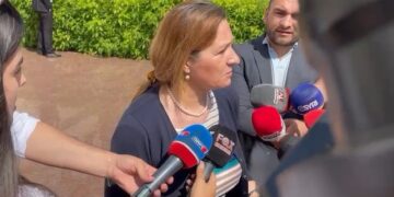 Flutura Açka e thotë publikisht: S’do jem në protestën e Berishës