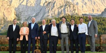 Lufta në Ukrainë/Zelensky do t’i drejtohet G7, ndërsa raketat ruse godasin qytetet