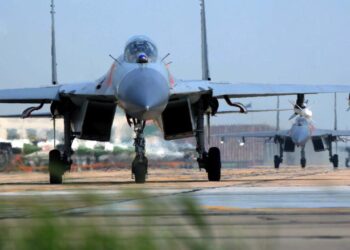 Kina dërgon dhjetëra avionë luftarakë në qiell afër Tajvanit