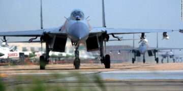 Kina dërgon dhjetëra avionë luftarakë në qiell afër Tajvanit