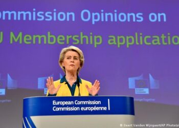 Komisioni Evropian rekomandon për Ukrainën statusin e kandidatit të BE