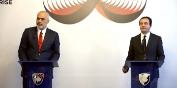 Rama i ngarkuar me detyrë, për të rrëzuar Kurtin? Ja si përgjigjet kryeministri