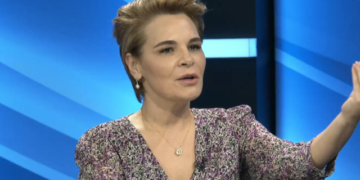 “Ka bërë pazar me gjakun e LSI, këlyshi ia futi Berishës”, Kryemadhi s’lë gjë pa thënë për Bashën