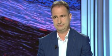 Arrestimi i zv.drejtorit të policisë/ Luçiano Boçi: Laku po shtrëngohet pak nga pak