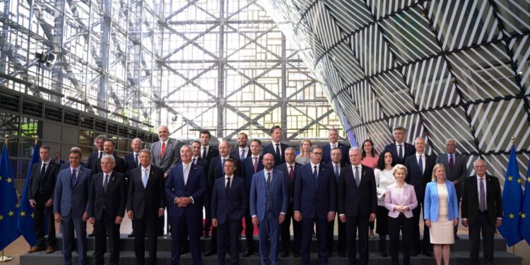 Samiti në Bruksel/Ironia e Ramës: Ne shqiptarët nuk jemi aq të mirë sa të dorëzohemi