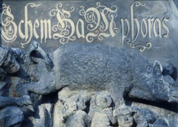 Debati për një skulpturë mesjetare dhe “l*fta” për të mbrojtur të drejtat