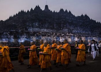 Borobudur, tempulli më i madh budist në botë që bëhet më i shtrenjtë