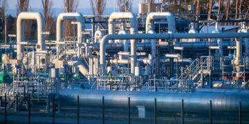 Rusia fitoi rreth 100 miliardë euro nga eksportet e energjisë në 100 ditët e para të l*ftës