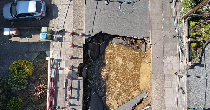 Çahet toka dhe gllabëron motoçiklistin (FOTO)