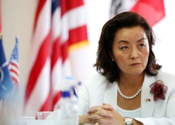 Yuri Kim si pasqyrë për opozitarët e opozitës