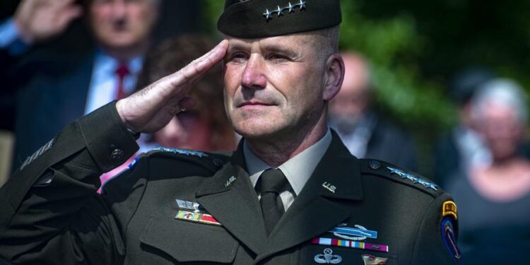 NATO emëron gjeneralin e ri të lartë mes rinovimit historik