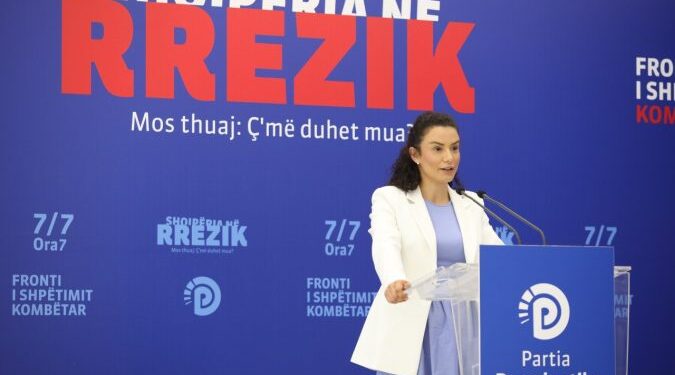 Debati me gazetarin/PD-Ramës: Hiq dorë nga konferencat për shtyp, nuk kontrollon dot veten
