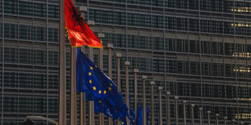 Rruga është e gjatë, përfitimet dhe detyrimet nga hapja e negociatave me BE-në