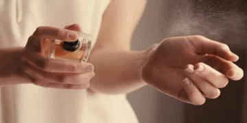 Ai i zgjedhim miqtë tanë bazuar tek aroma e ngjashme e trupit?