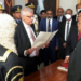 Kryeministri i Sri Lankës betohet si president, qytetarët: Nëse s’marrim ushqime e ilaçe do dalim në rrugë