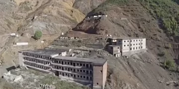 “Burgu i Spaçit dhe Kampi i Tepelenës të shndërrohen në Muze Kombëtarë”