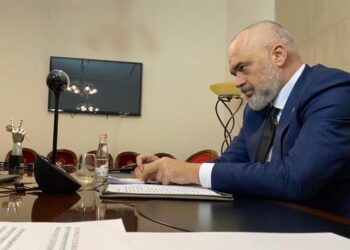 Rama reagon pas sulmit në faqet qeveritare: Agresori s’ka arritur të shembë sistemin e mbrojtjes, është në tërheqje