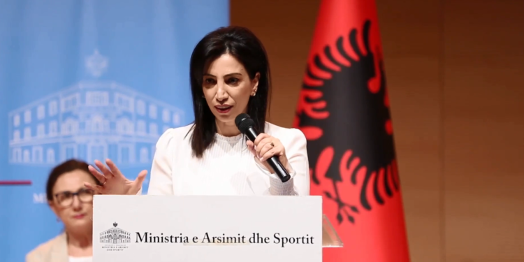 Kushi nis konsultimin publik për ndryshimet e ligjit të arsimit parauniversitar