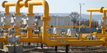 Macron diskuton krizën energjetike të Evropës me Princin e Kurorës Saudite