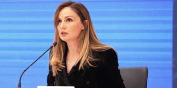 Një rrugë për ti dhënë një shans Shqipërisë