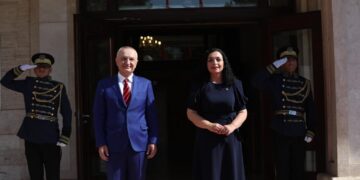 Meta në Kosovë, dy ditë nga dorëzimi i mandatit (FOTO)