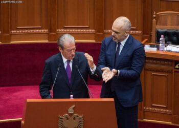 Si i parashikoi Rama fatin Berishës para se të shpallej “non grata” nga Britania