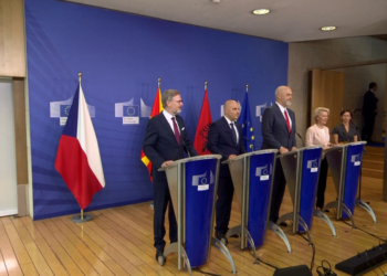 Rama nga Brukseli: Shqiptarët nuk u dorëzuan kurrë së besuari në rrugëtimin evropian