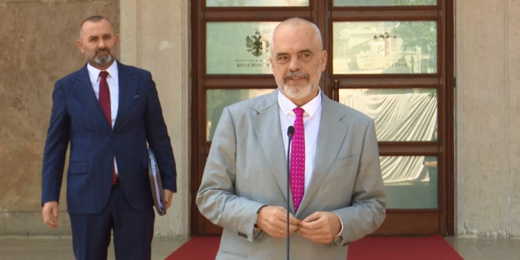 Sulmet kibernetike/Rama: Agresion i organizuar, dyshohet për dy shtete (VIDEO)