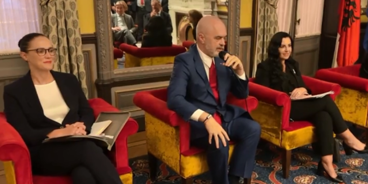 Rama nga Holanda: Në nëntokën shqiptare është zbuluar një sasi e madhe gazi dhe nafte