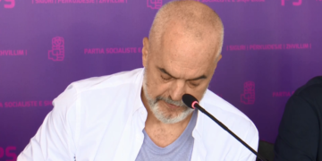 “S’ke çfarë sqaron, tani më dëgjoni mua”, Rama i kthehet Gjicit dhe Ndreut pasi kërkuan investime (VIDEO)