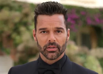 Ricky Martin akuzohet për inçest nga nipi i tij, rrezikon 50 vite burg