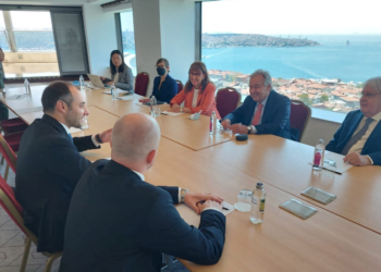 Marrëveshje për grurin/Këshilltari ukrainas paralajmëron Rusinë kundër provokimeve