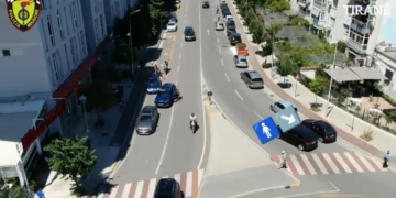 Droni ndjek shoferët në Tiranë, policia publikon videon