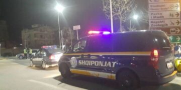 “E dhunuan”, pezullohen tre efektivë të “Shqiponjave” në Durrës