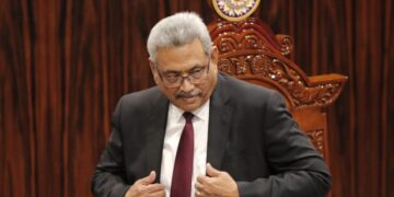 Parlamenti i Sri Lankës pranon dorëheqjen e presidentit, përfundon sundimi i familjes 20 vjeçare