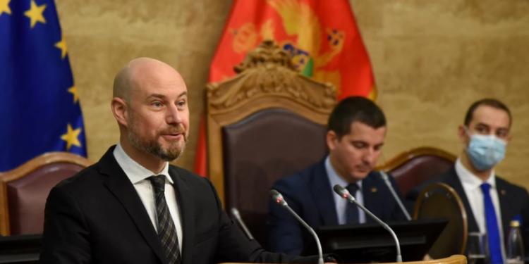 BE-ja bën thirrje për një qeveri ‘vërtet pro-evropiane’ në Mal të Zi