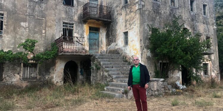 Kulla legjendare e Çun Mulës në mëshirë të fatit!