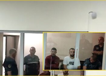 Tentuan të digjnin me benzinë 16-vjeçaren, gjykata jep vendimin për tre të rinjtë