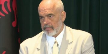 Spiunë në Gramsh? Rama flet për të arrestuarit: Qesharake! Ajo që na shqetëson është…