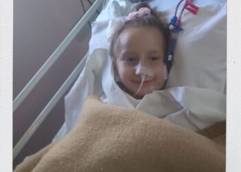 “Ka gjithmonë shpresë, Ejsi hapi sytë”, Arbër Hajdari jep lajmin e bukur për vogëlushen 4-vjeçare