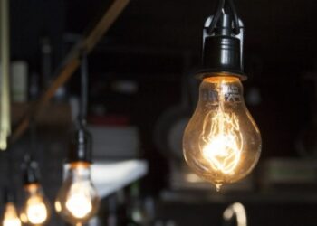 Krizë energjetike në Kosovë, nga sot nisin kufizimet 