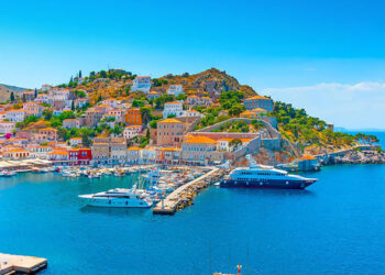 Sezon rekord turistik në Greqi